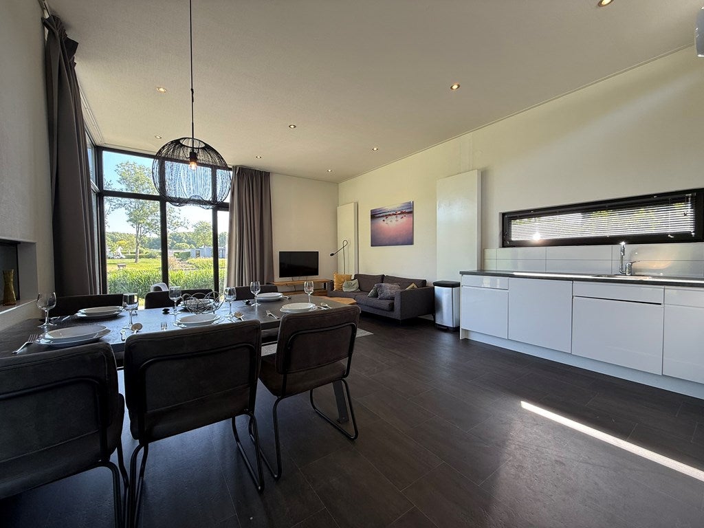 Vrijstaande woning te koop: Zuiderweg 2-302, Halfweg