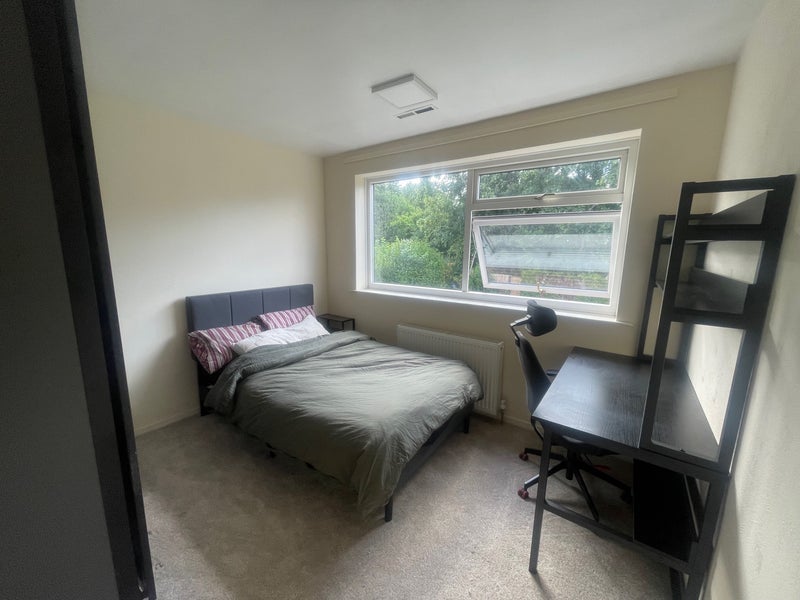 Room Fabis Drive in Nottingham