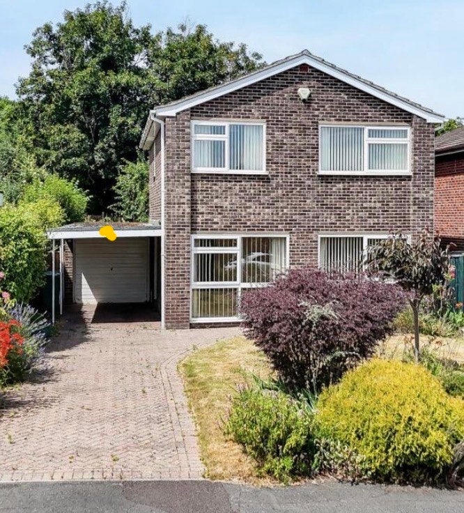 Room Fabis Drive in Nottingham