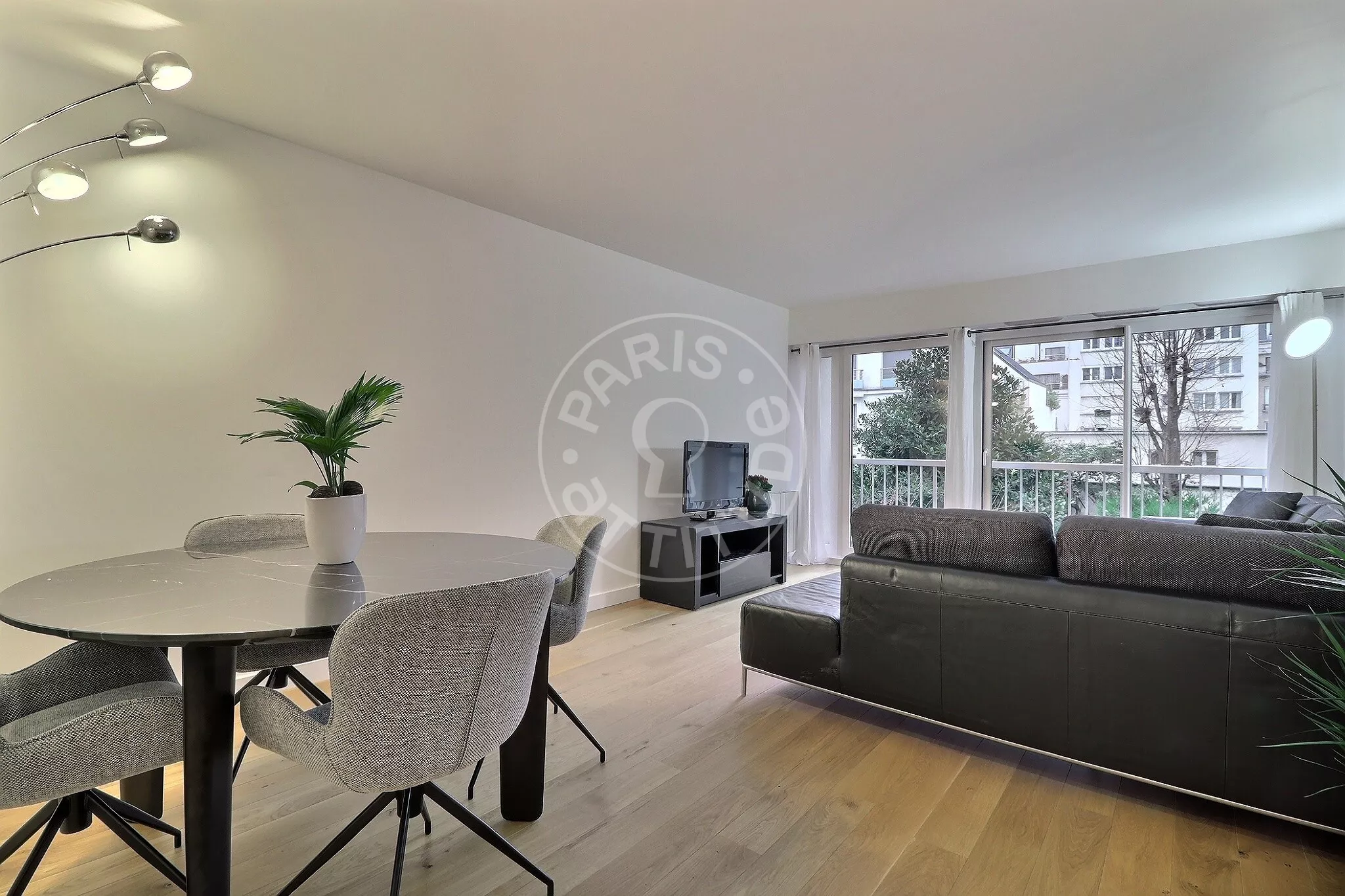 Appartement Rue de la Chine à Paris