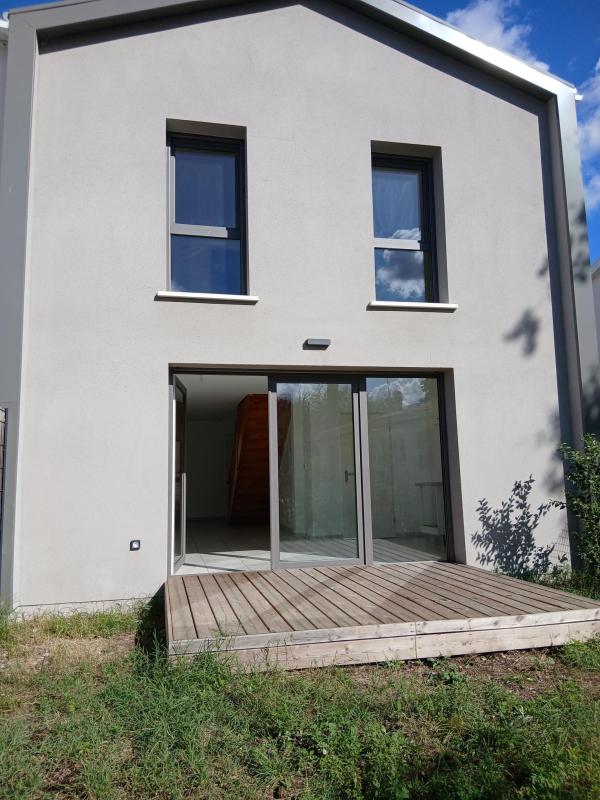 Maison Avenue de Bordeaux à Léognan