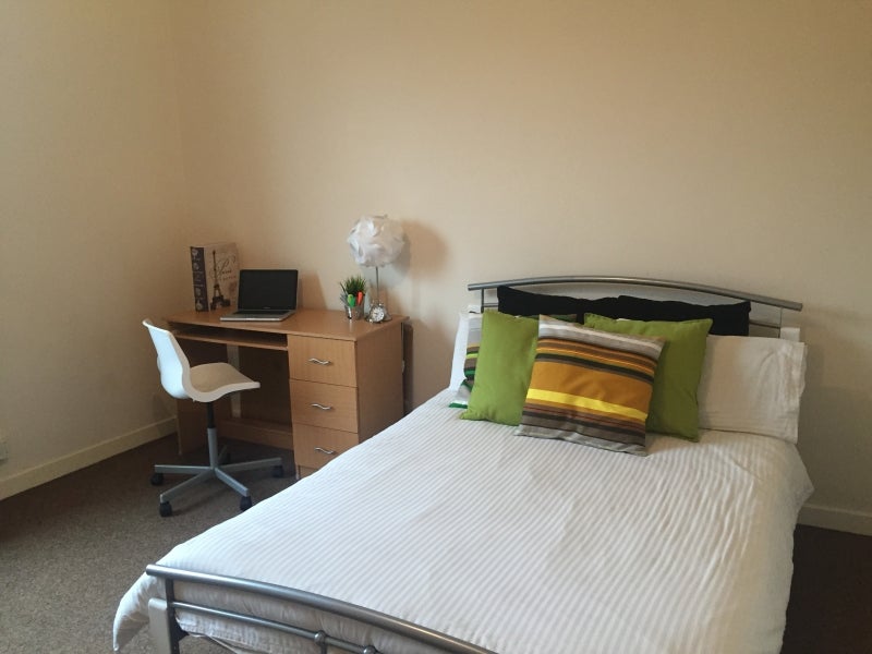Room Ilkeston Road in Nottingham