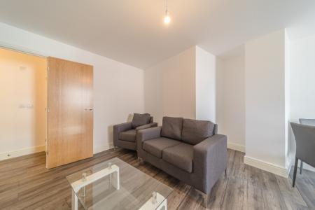 Flat Surrey Street in Sheffield