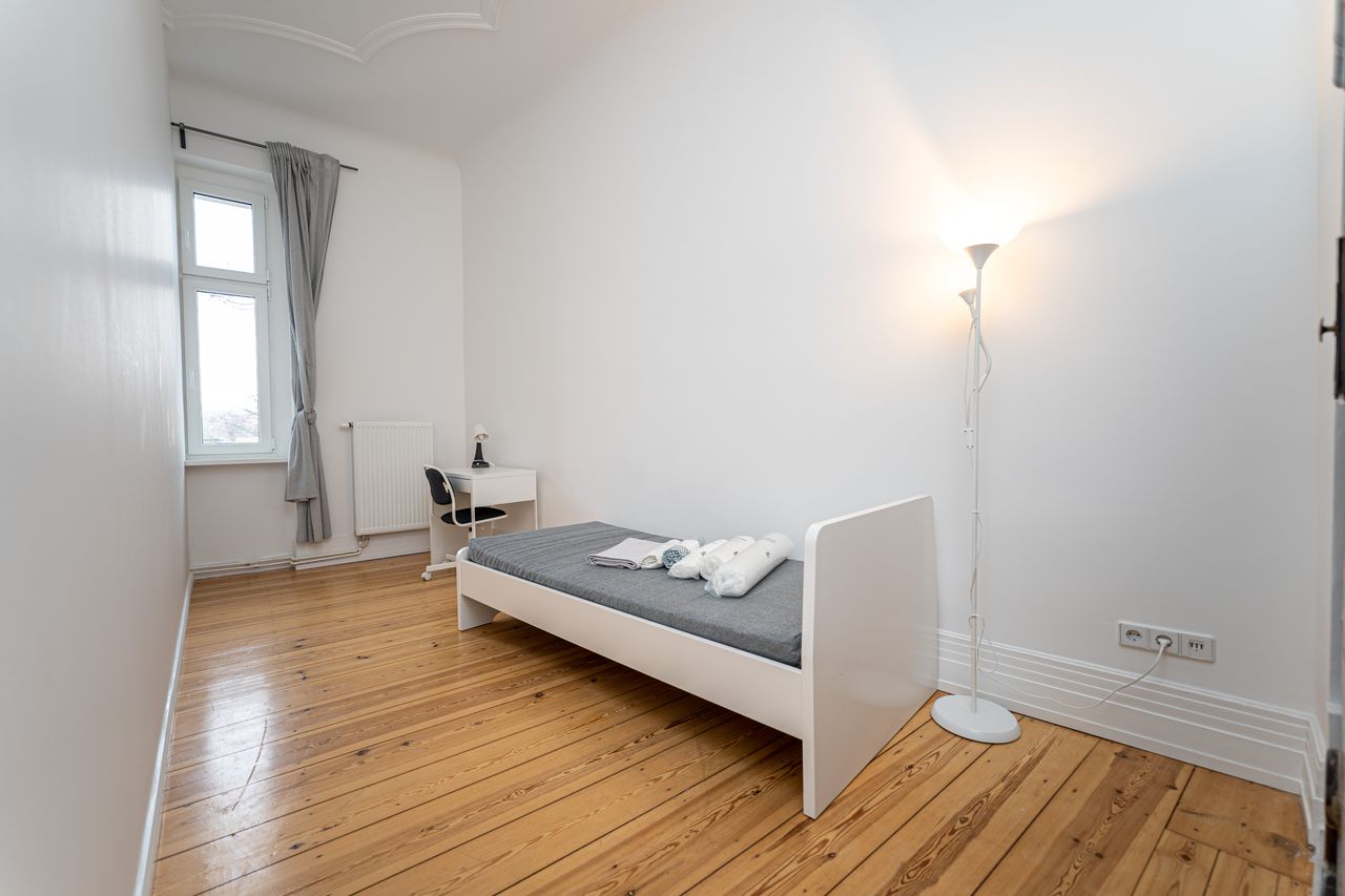 Zimmer Biebricher Straße in Berlin