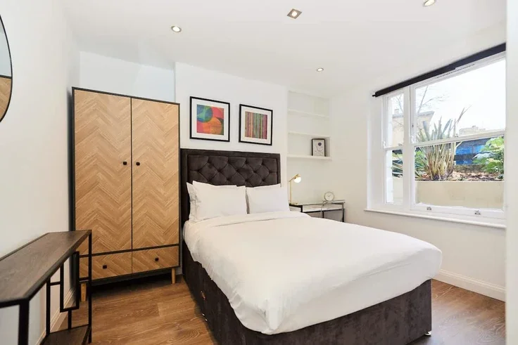 Flat Southwark Park Road in Greater London