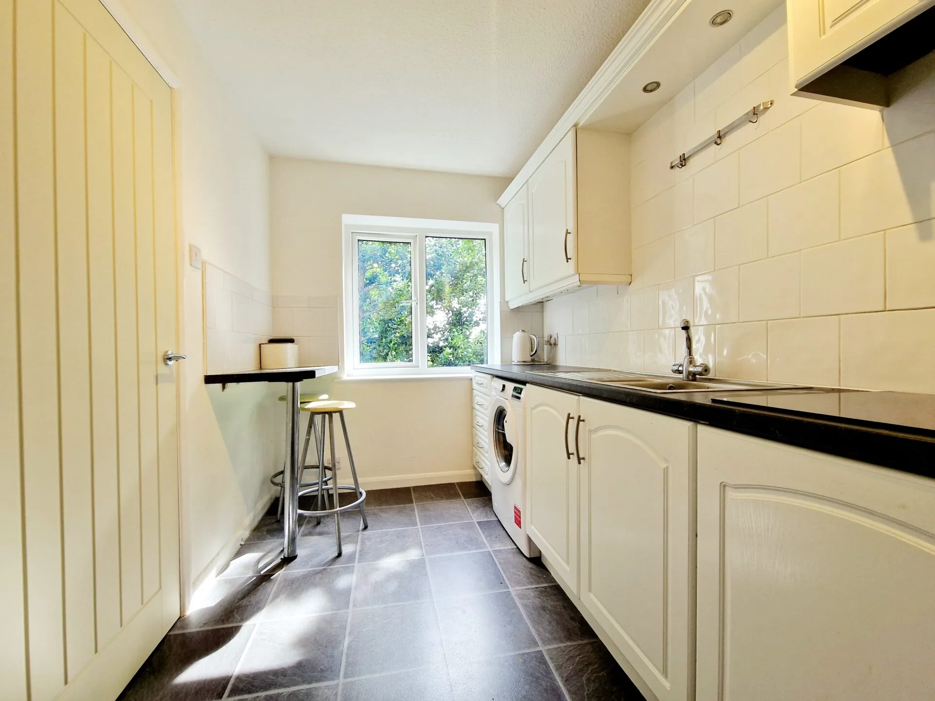 Flat Brentwood Court in Prestwich