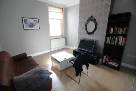 Room Albert Park Road in Salford