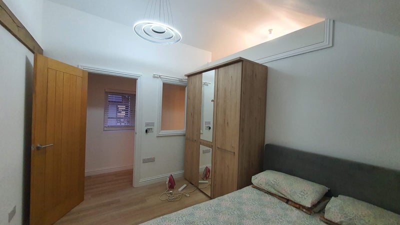 Room Stewards Green Road in Epping Forest