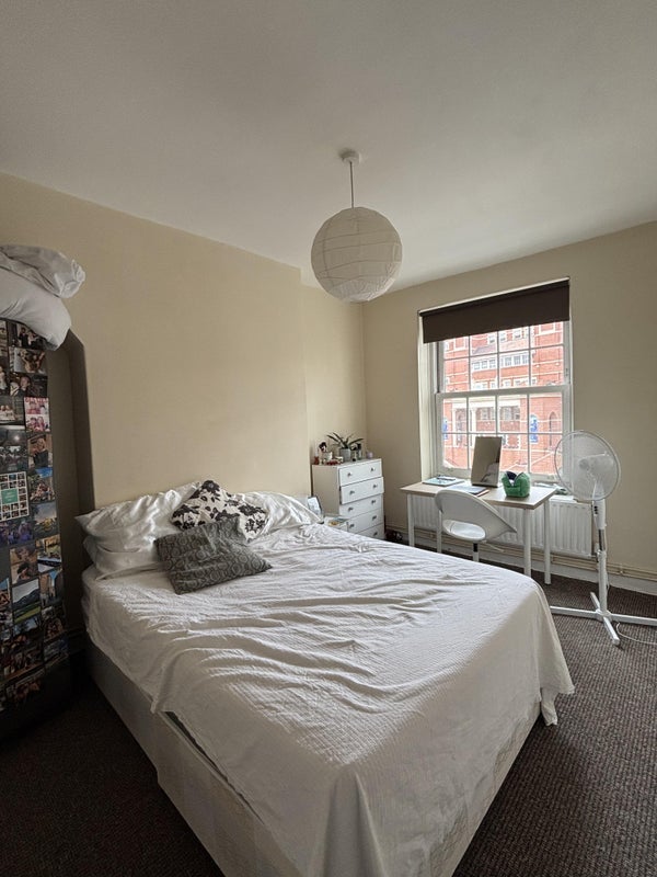 Room Bowling Green Street in Greater London