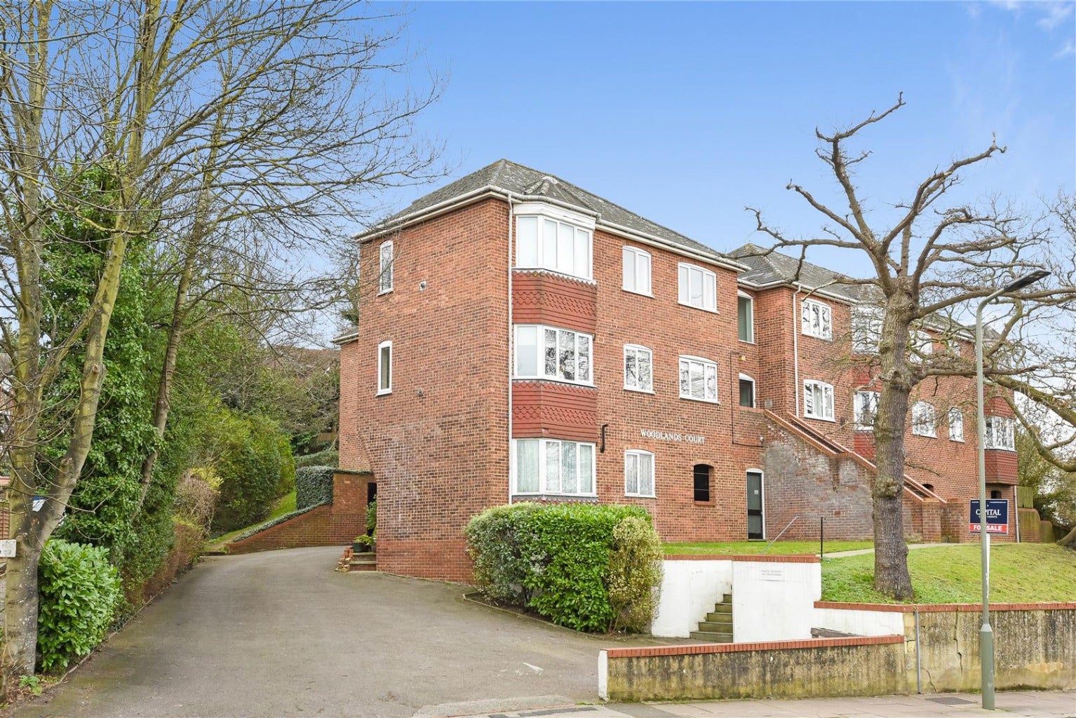 Flat Highland Road in Greater London