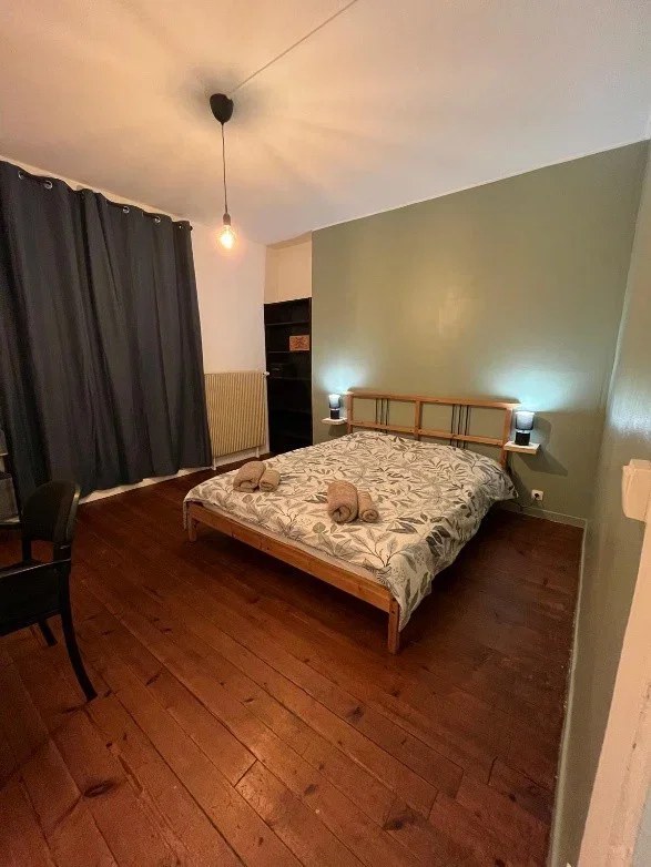 Room Avenue de Paris in Vernon