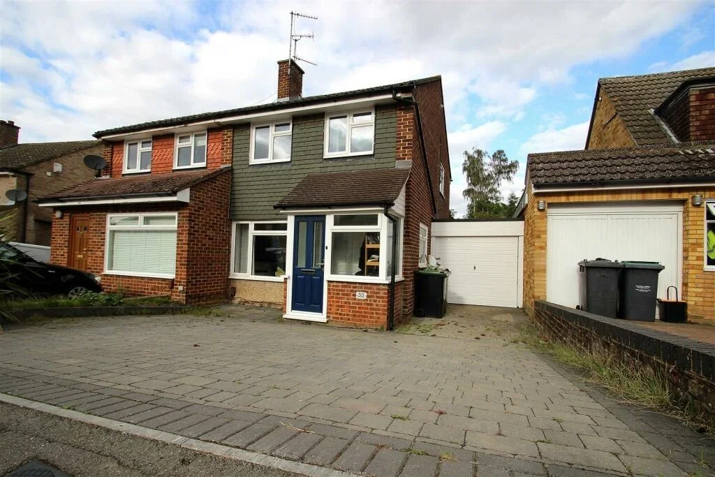 House Primrose Drive in Tonbridge and Malling