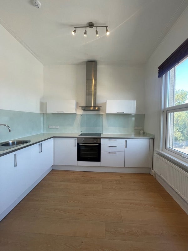 Flat Springfield Road in Bristol