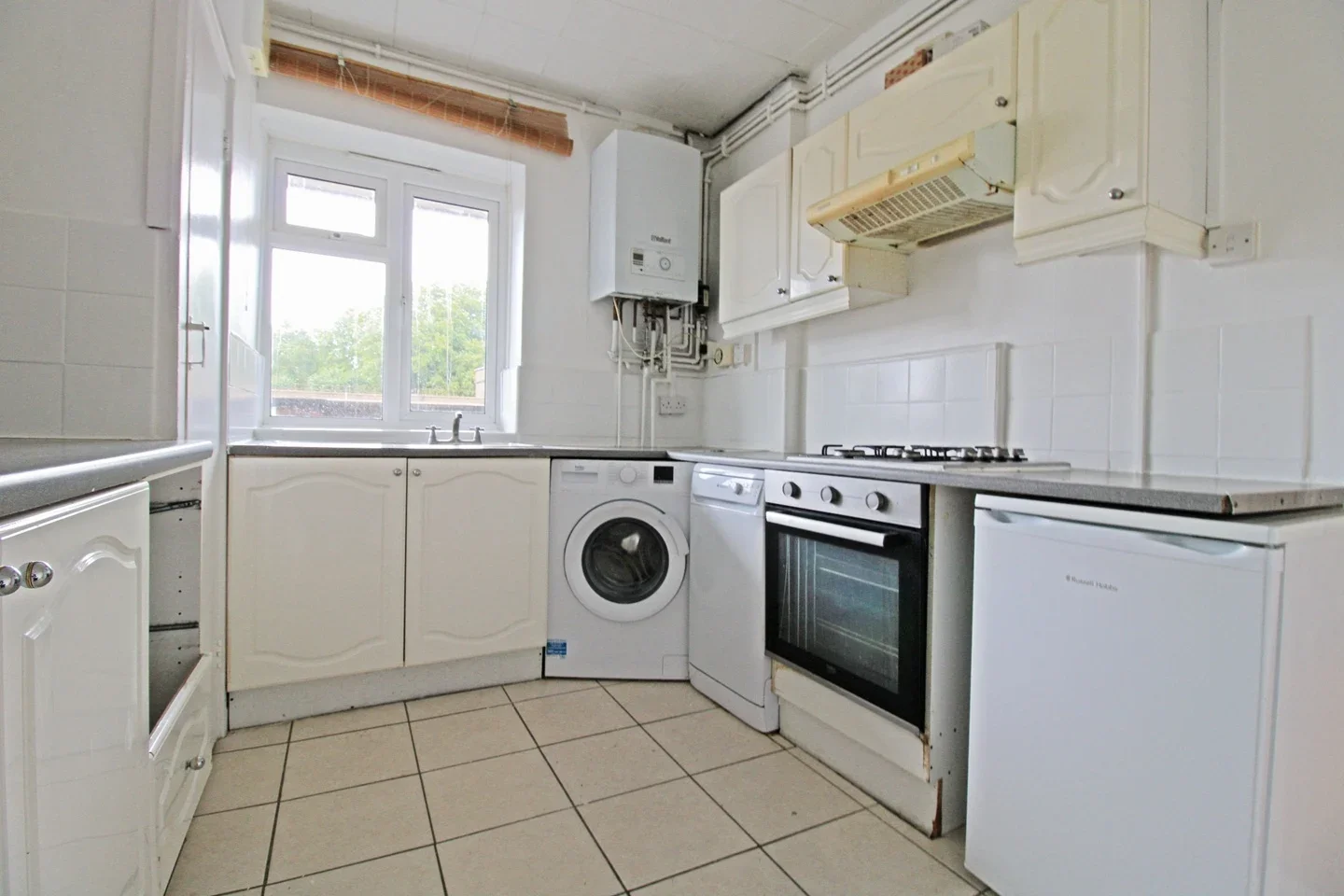Flat Thurtle Road in Greater London