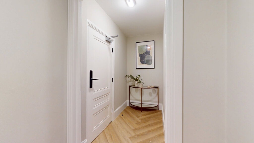 Flat Draycott Avenue in Greater London