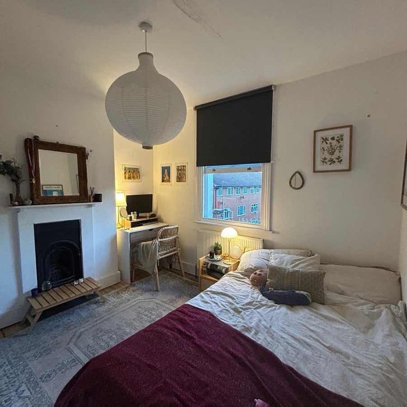 House Sidney Square in Greater London