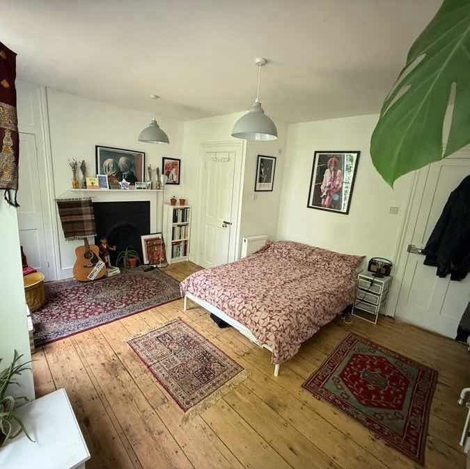 House Sidney Square in Greater London