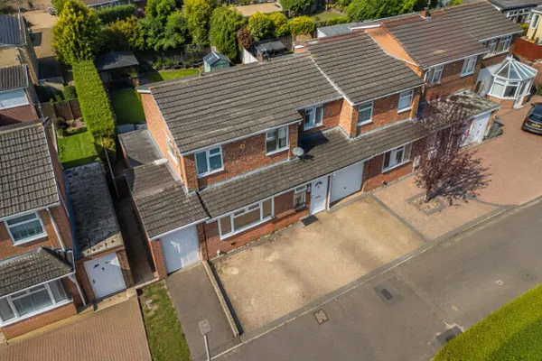 House Merlin Drive in Ely