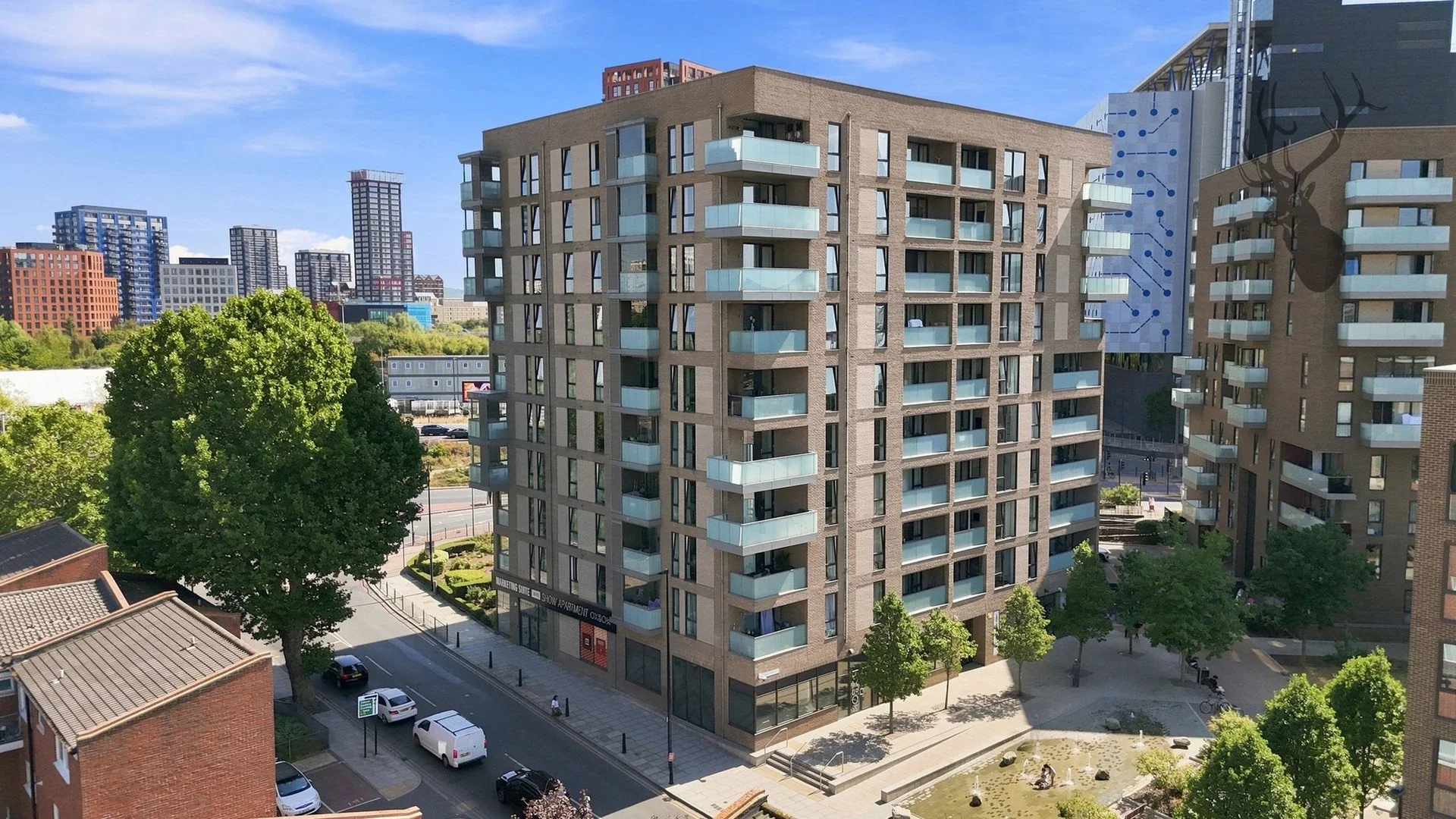 Flat Court Yard in Greater London