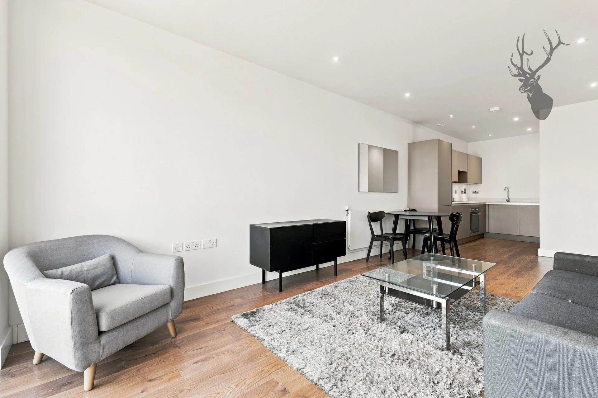 Flat Court Yard in Greater London