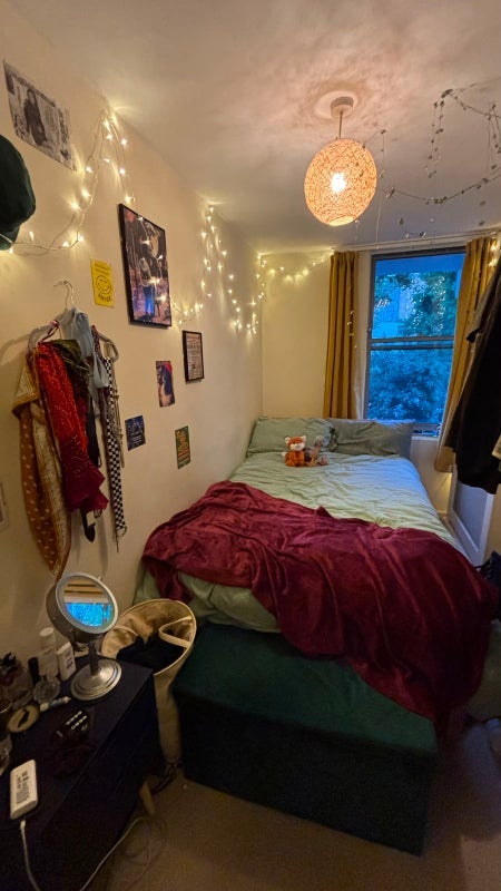Room St. Paul's Road in Greater London