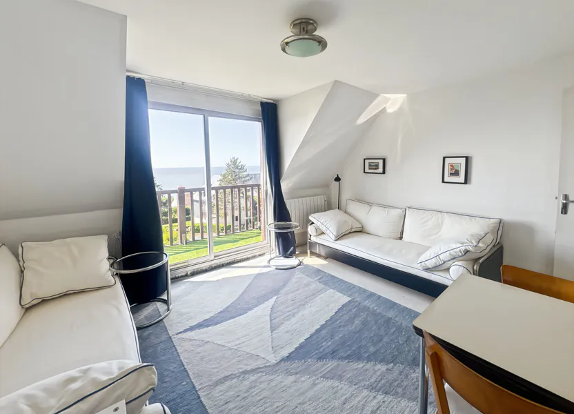 Flat Chemin des Enclos in Benerville-sur-Mer