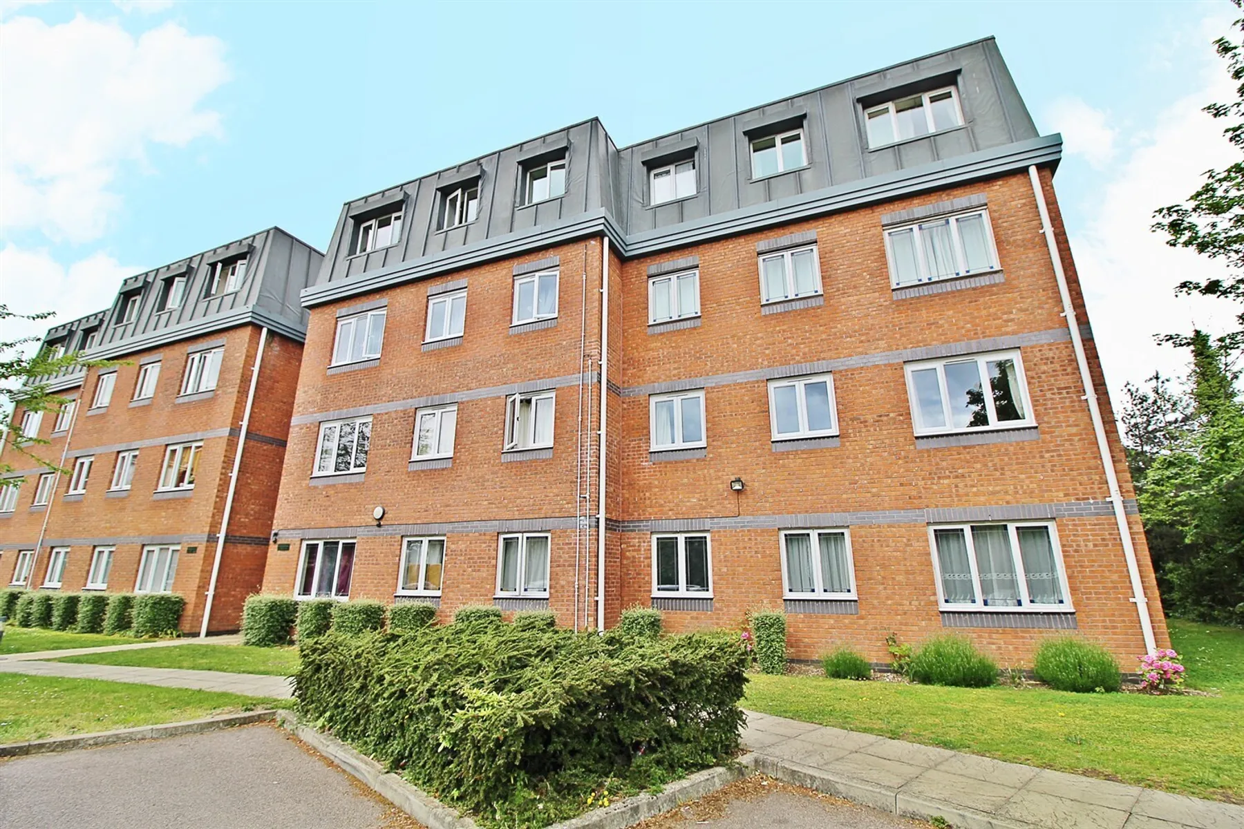 Flat Endymion Mews in Welwyn Hatfield