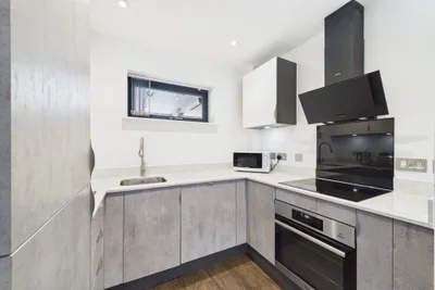 Flat Hallfield Road in York