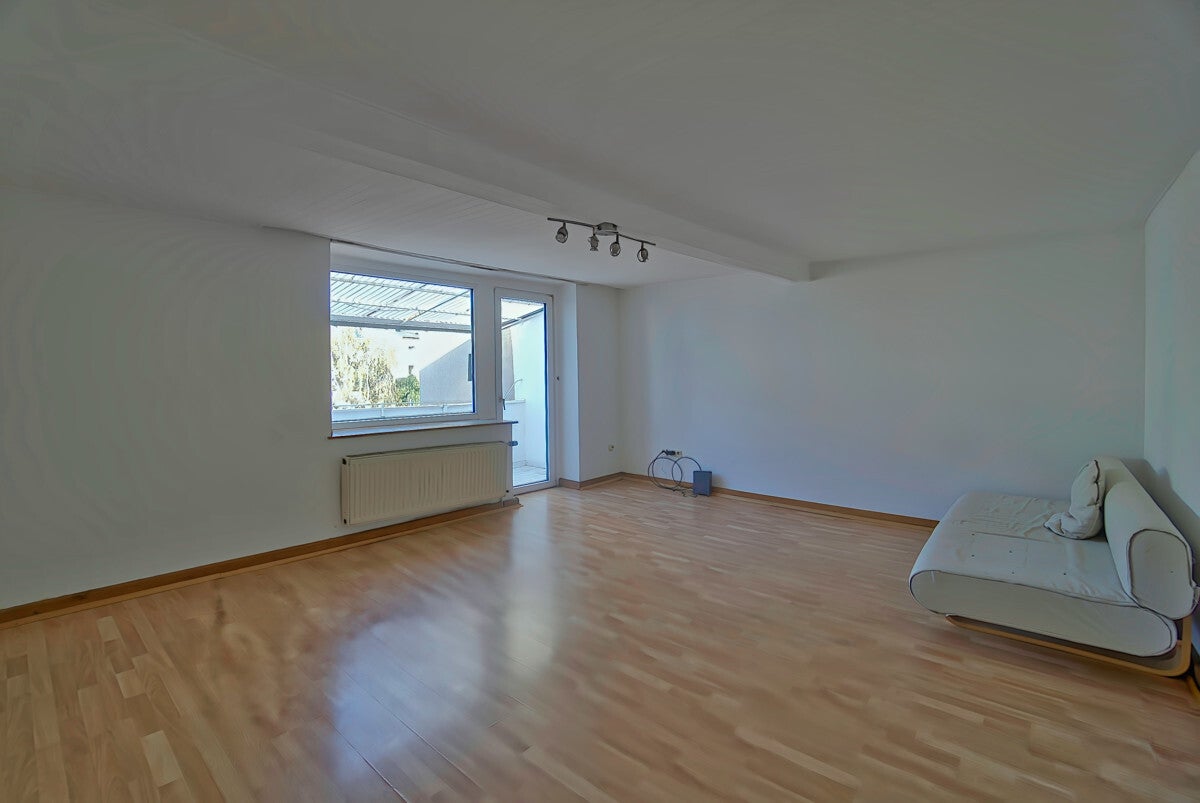 Wohnung Reisholzer Straße in Düsseldorf