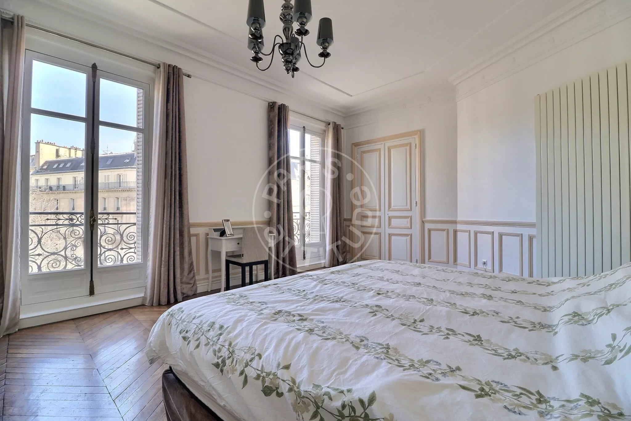 Appartement Rue de Chaillot à Paris
