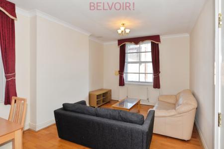 Flat Canute Road in Southampton