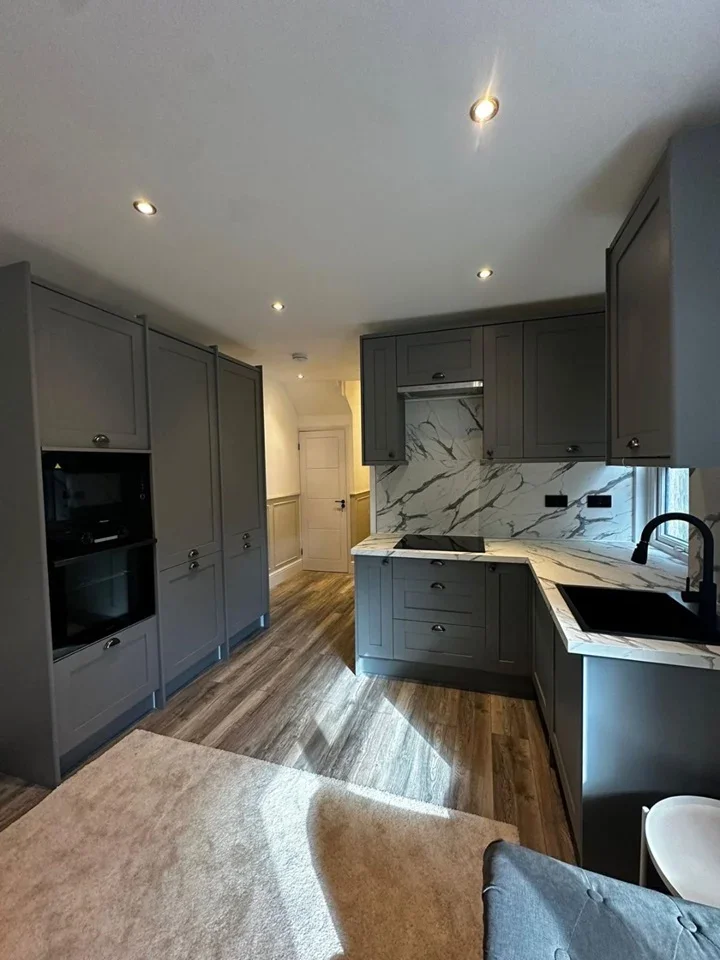 Flat Brancaster Road in Greater London