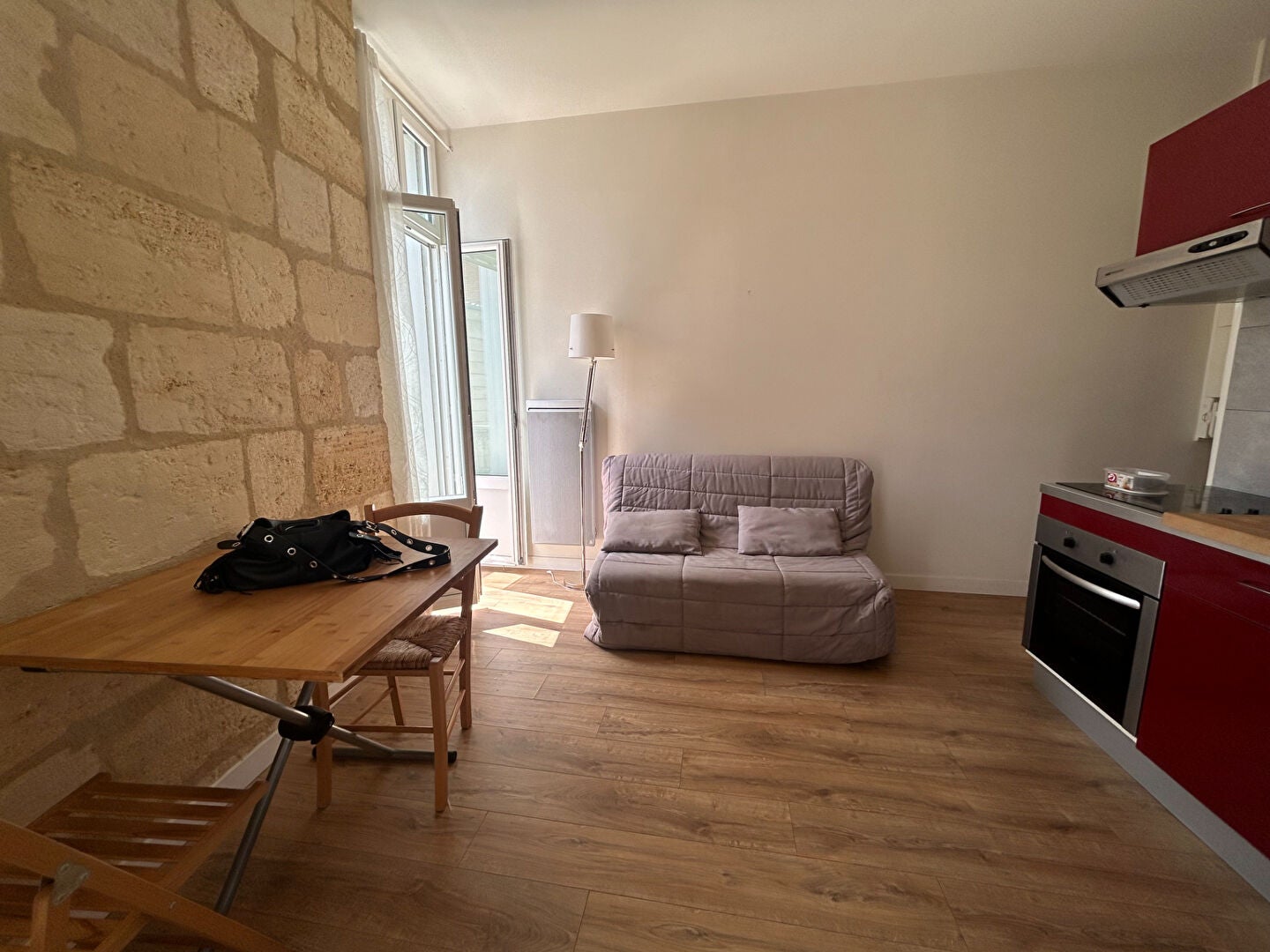 Appartement Route de la Fontbrune à Cours-de-Pile