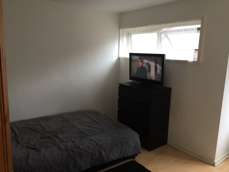Room Kilby Avenue in Birmingham