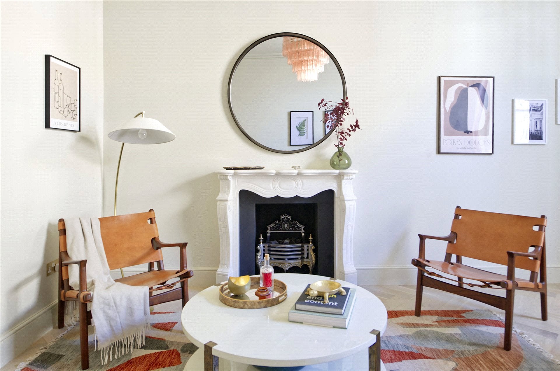 Flat Pembridge Gardens in Greater London