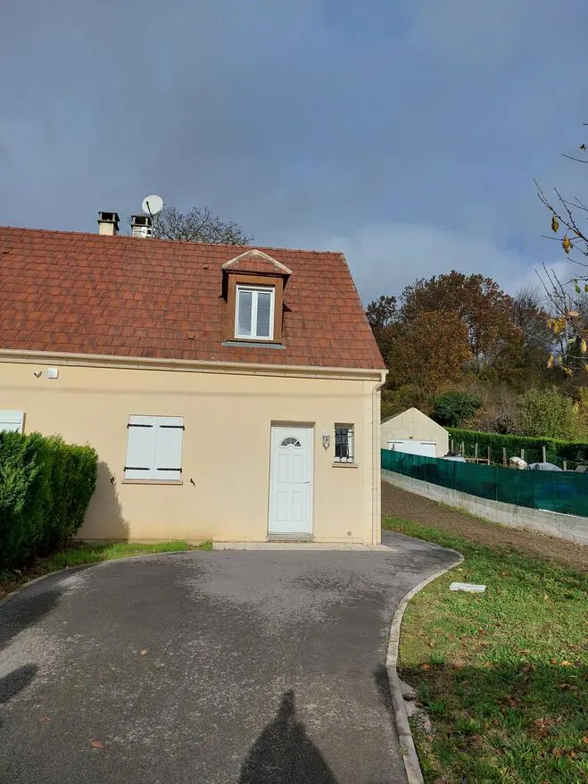 House Rue de la République in Clairoix