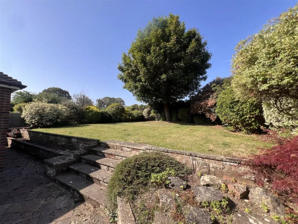 House Allen Road in Mole Valley