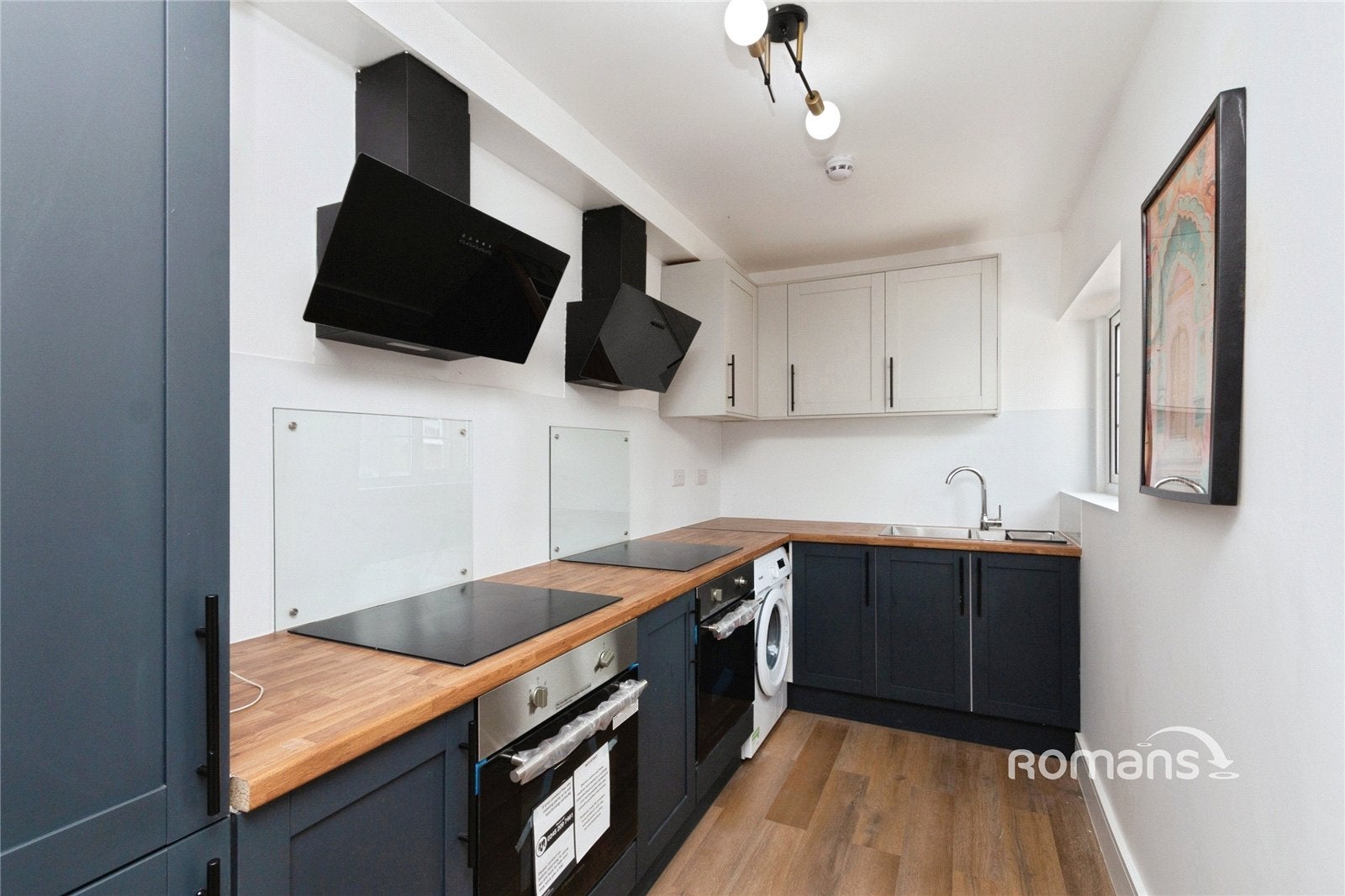 Room Queens Road in Rushmoor