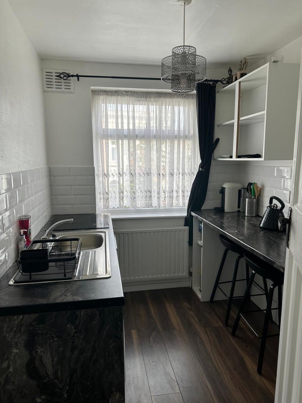Room Albert Square in Greater London