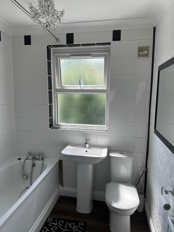 Room Albert Square in Greater London