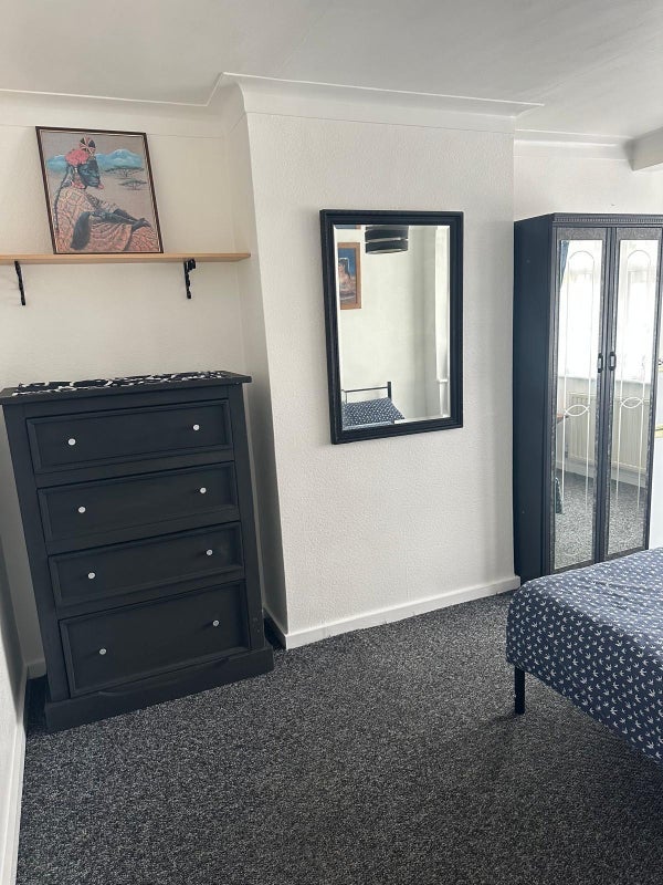 Room Albert Square in Greater London