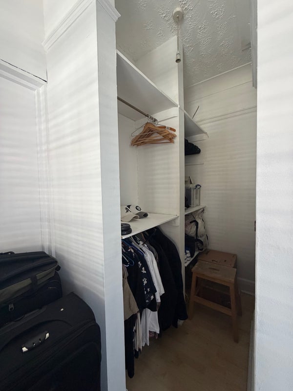 Room Green Lanes in Greater London