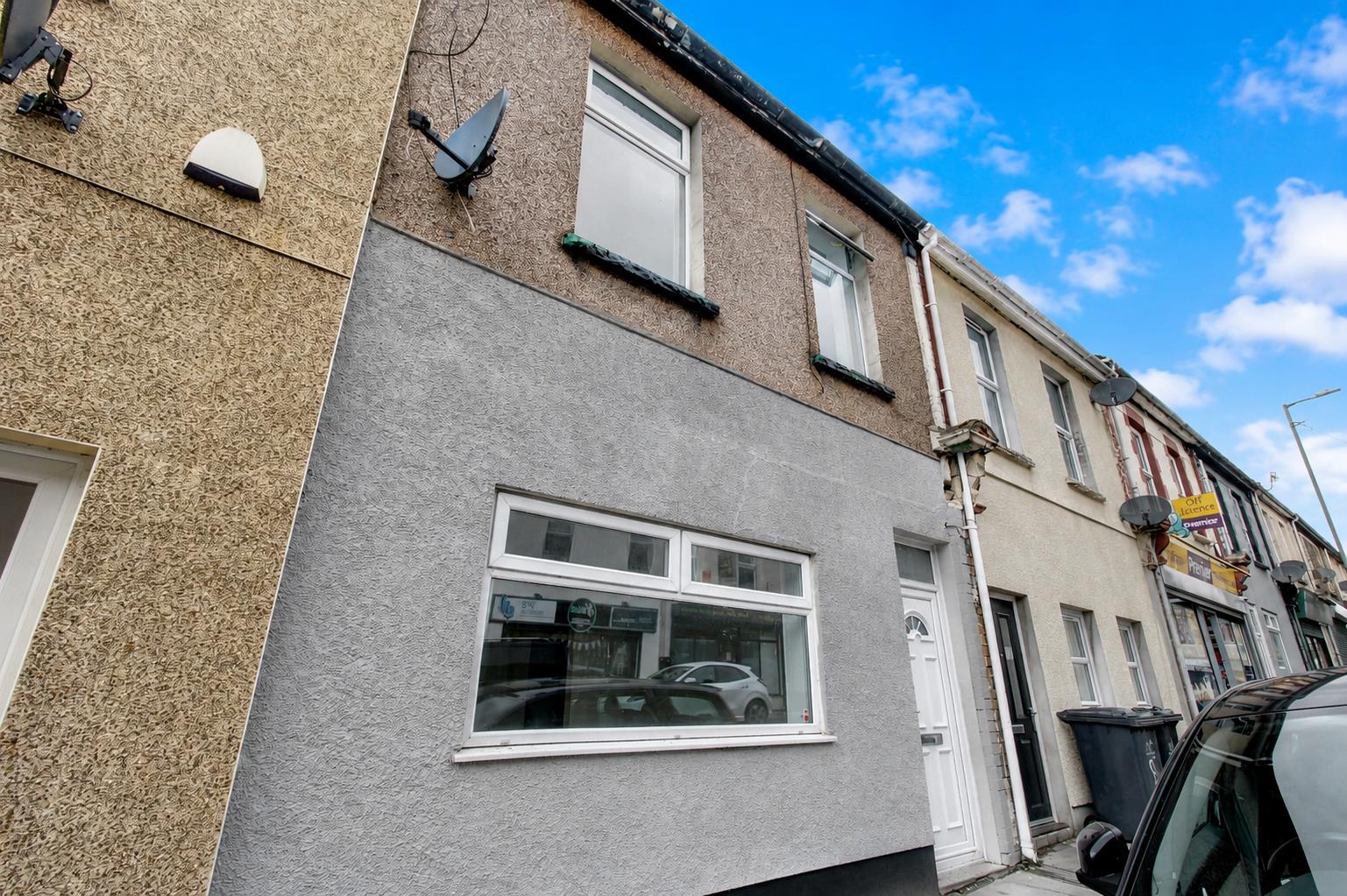House Marine Street in Cwm