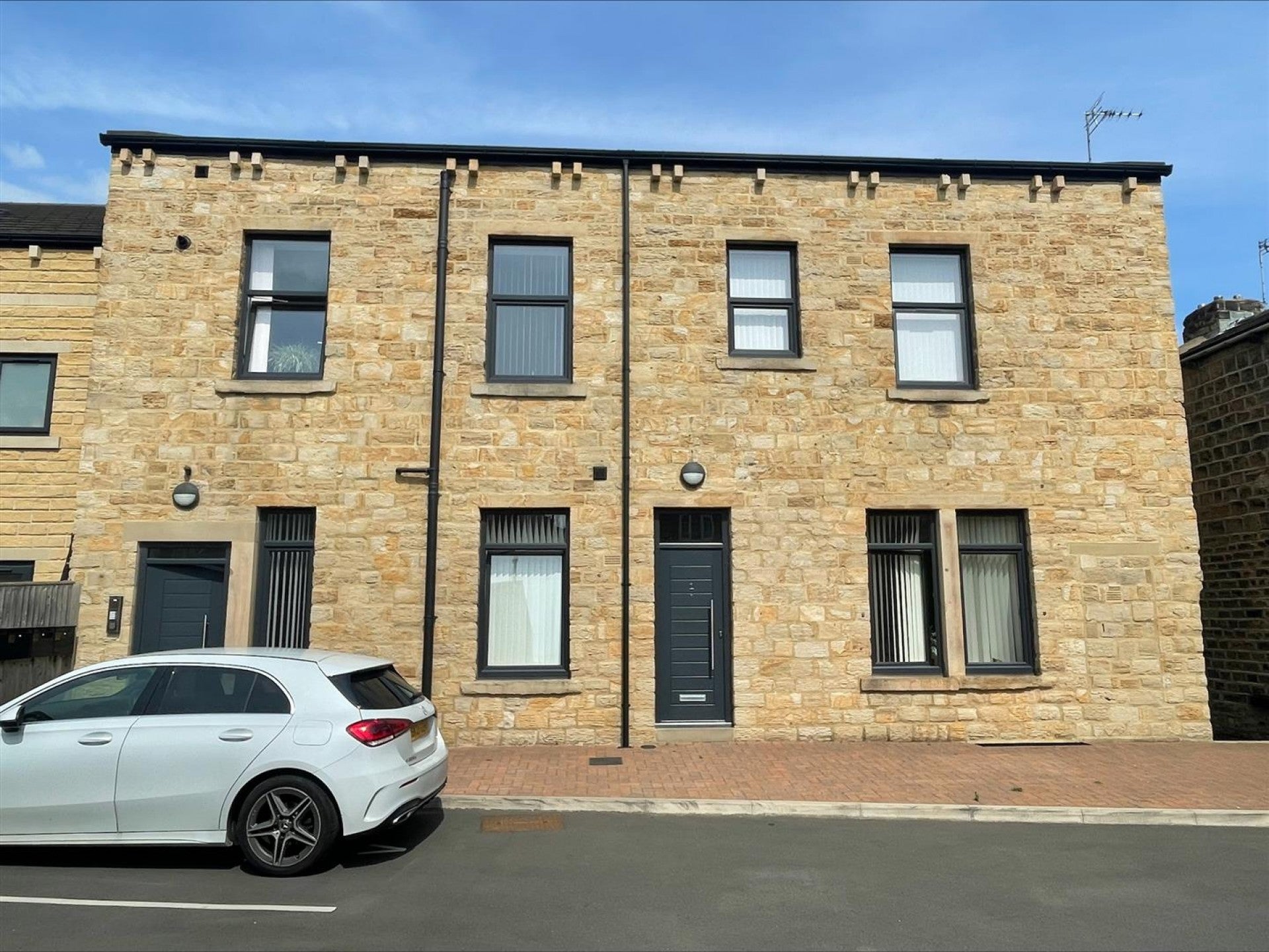 Flat South Street in Kirklees