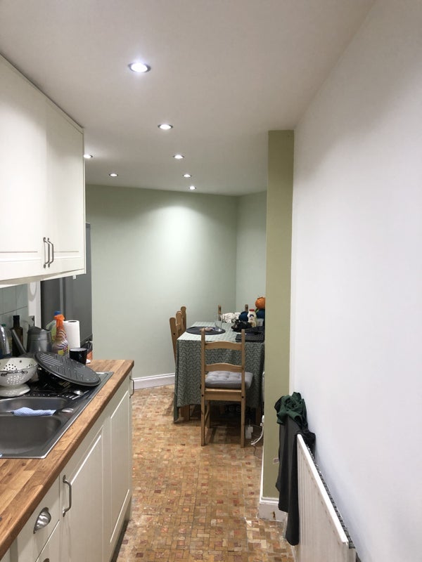 Room Lower Coombe Street in Greater London