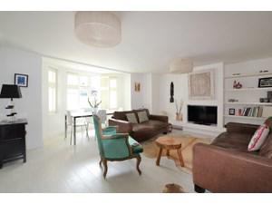 Room Park Hill in Greater London