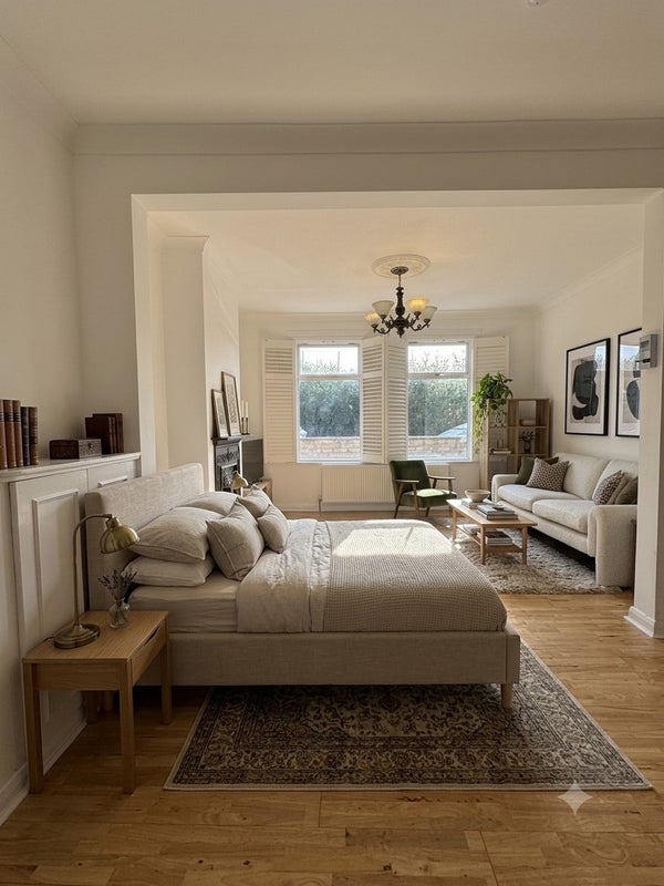 Room Grand Drive in Greater London