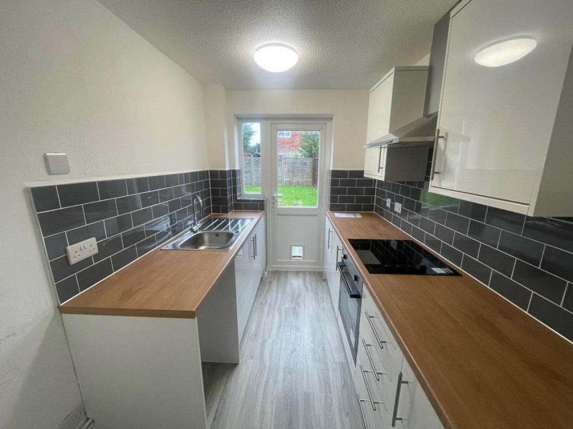 Flat New Bristol Road in Weston-super-Mare