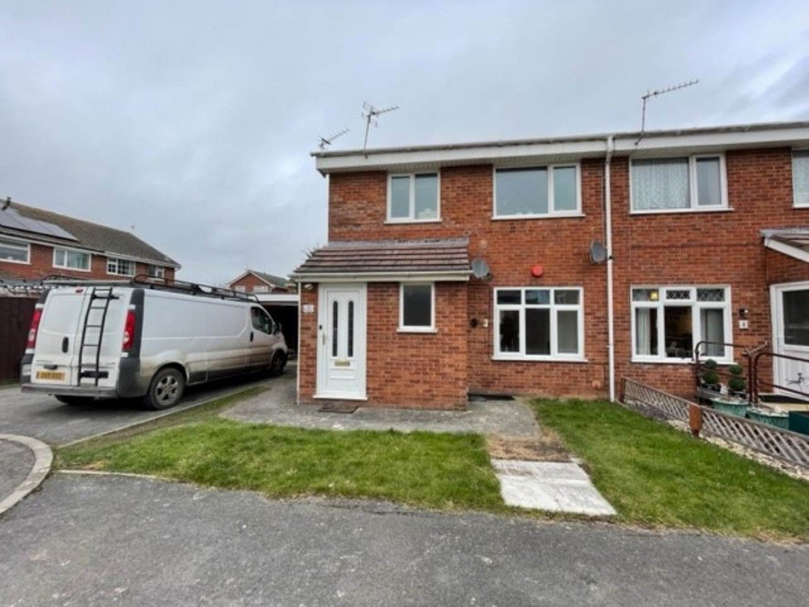 Flat New Bristol Road in Weston-super-Mare