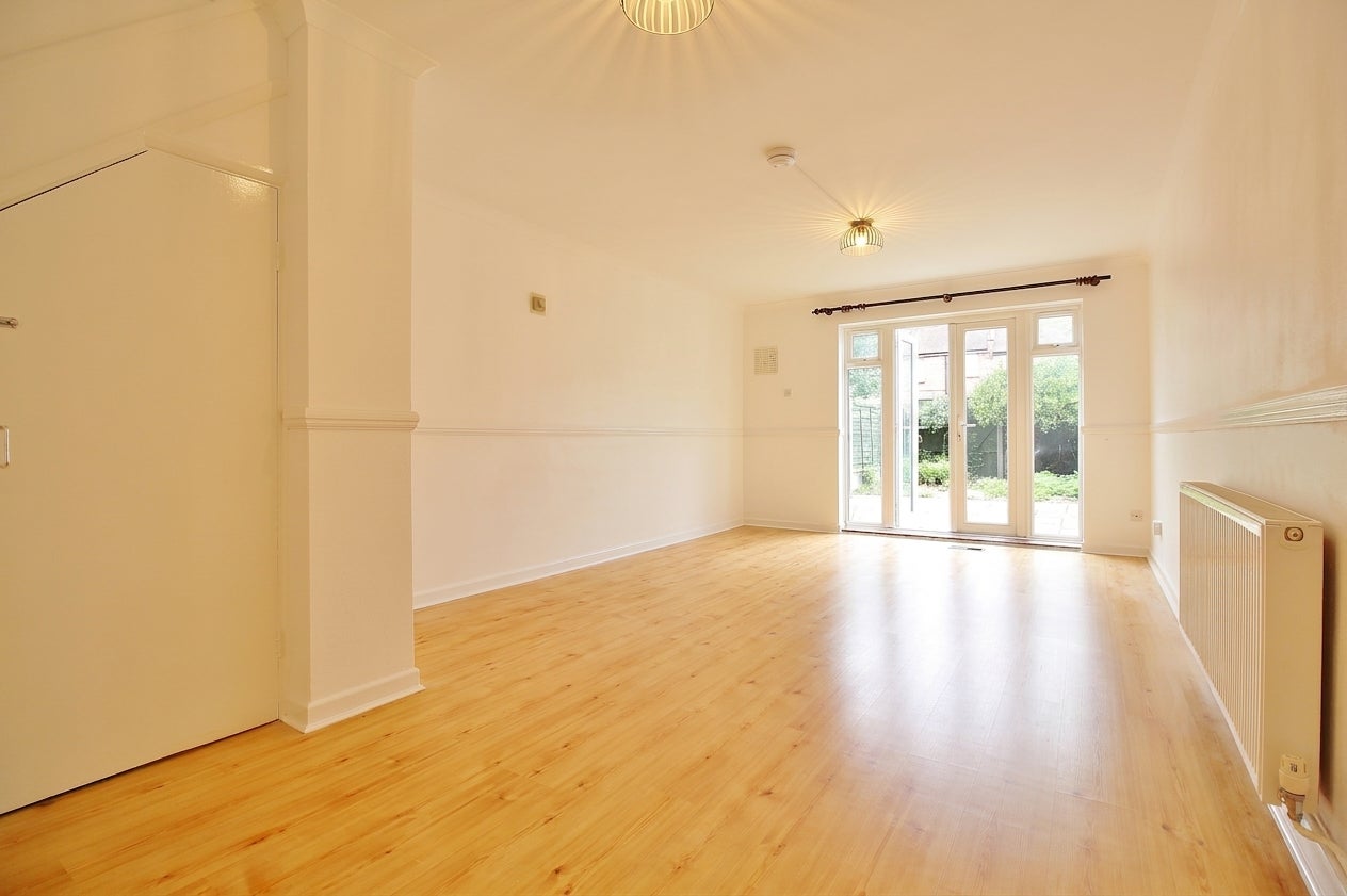 House Deepwell Close in Greater London